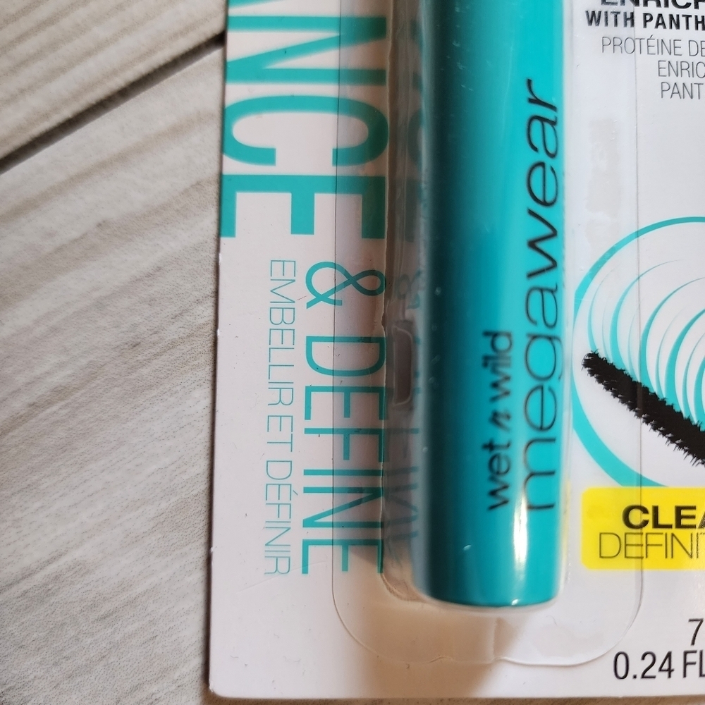 Wet n wild mascara Very Black NWT - Picture 6 of 16